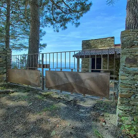 Hotel L'auberge Du Qui Peche 3*